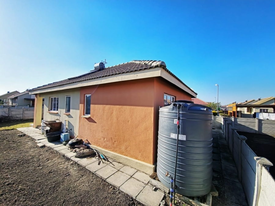 3 Bedroom Property for Sale in Freedom Park North West